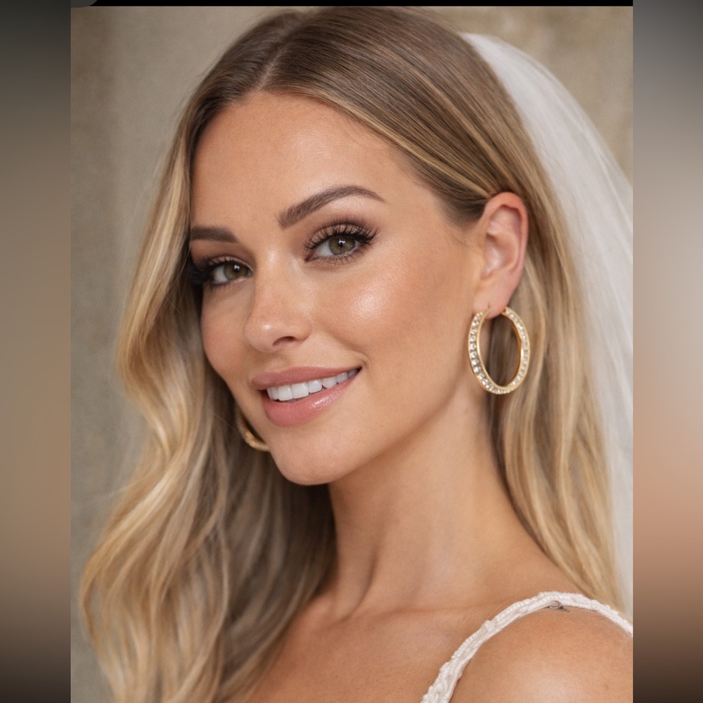 Kleinfeld Gold Tone Pavé Crystal Hoop Earrings Wedding Bridal
Christmas Gift 🤍 - Picture 3 of 16